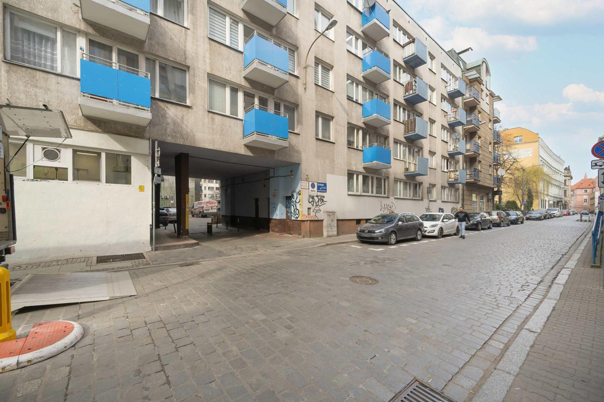 Apartament Modern And Unique In The Centre Of By Renters *